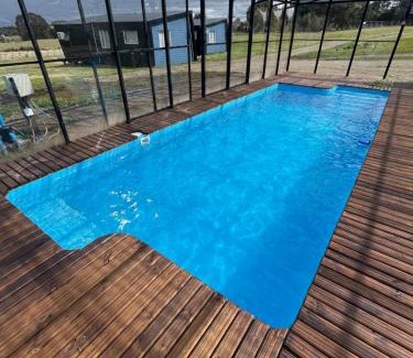 Dalcahue Apartment | Unforgettable Stay at Los Teros Cabañas with Pool
