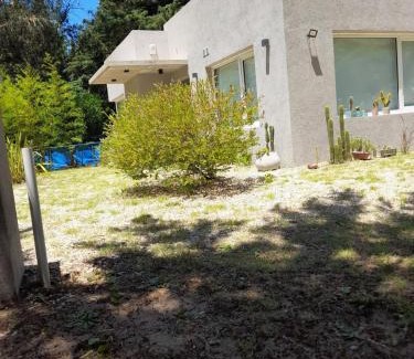 Mar de Las Pampas House | Experience Losgumitas 2: Perfect for Families and Pets