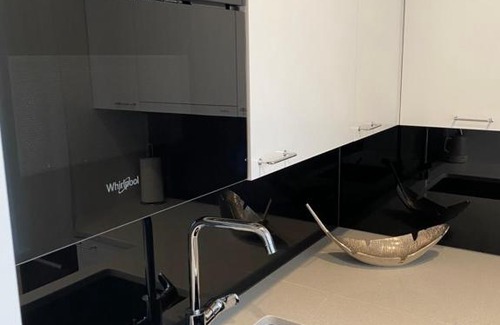 Kuressaare Apartment | Top-Rated Lossipargi Apartment: Perfect for Families