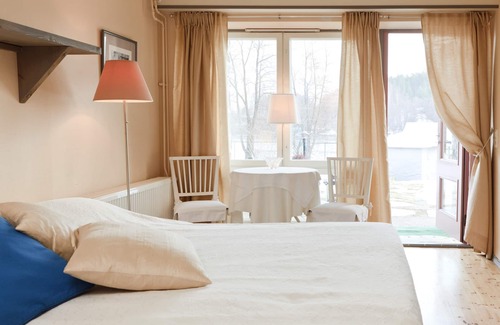 Savonlinna Bed & Breakfast | Discover Lossiranta Lodge: Family-Friendly with Spa & Breakfast