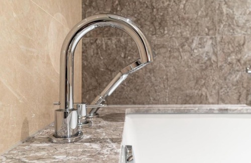 Da Kao Apartment | Relax at Losso Staycation: Family-Friendly with Pool Access