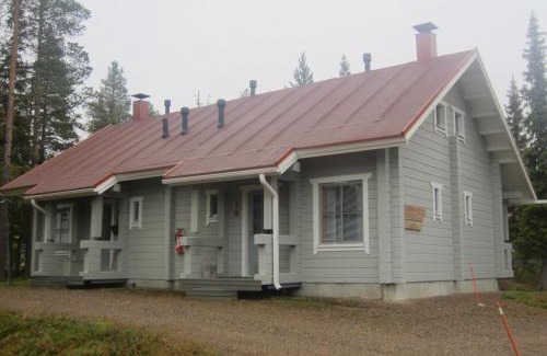 Akaslompolo House | Discover Lost Inn Cabins: Family-Friendly Getaway with Hot Tub