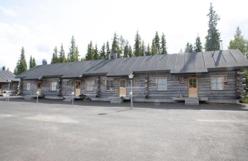 Akaslompolo House | Discover Lost Inn Cabins: Family-Friendly Getaway with Hot Tub