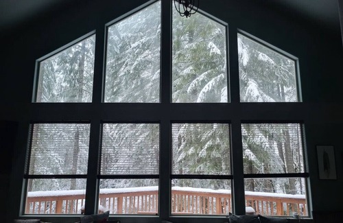 Mount Hood Village House | Experience Mt. Hood Chalet: Hot Tub, Sauna & Pet-Friendly Stay