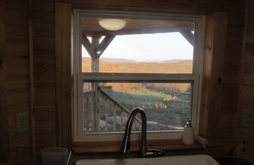 Compton House | Scenic Lost Valley View Cabin with Ocean and Breakfast