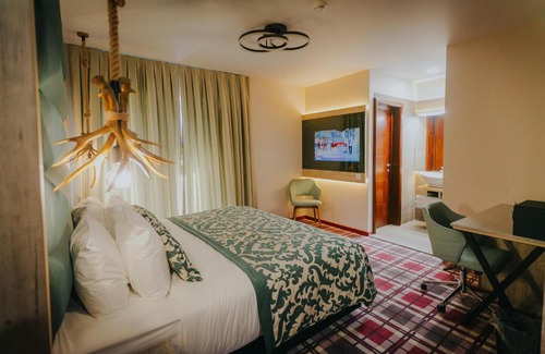 Blidari Hotel | Relaxing Retreat at Lostrita Hotel & SPA with Private Pool