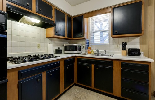 Buchanan County House | Immaculate 2-Bedroom Home with Top Amenities for Families!