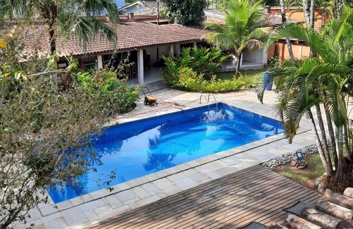 Barra do Sahy House | Spacious Retreat with Pool, Spa and Cozy Comforts