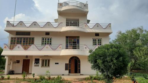 Auroville House | Lotus Garden Guest House