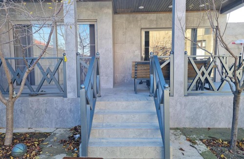 Absheron House | Cozy Lotus Guesthouse with Pool and Pet-Friendly Amenities