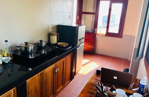 Ham Ninh Ski Chalet | Unique Sunrise Chalet: Enjoy Breakfast at Lotus Home