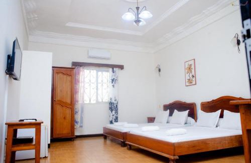 Antsiranana Hotel | Budget-Friendly Stay at Lotus Hotel with Breakfast Included