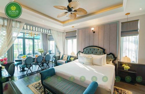 Thanh Thuy Hotel | Experience Luxury at Lotus Hotel - Vườn Vua with Pool & Spa
