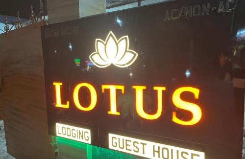 Pune Hotel | Comfortable Stay at Lotus Lodge and Guest House with Hot Tub