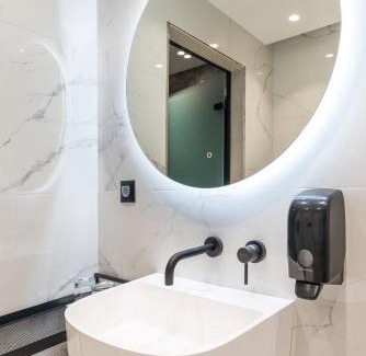 Trakata Hotel | Experience Comfort at Lotus Luxury Rooms - Rated 9.5/10