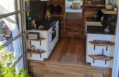 Boulder Creek Cottage | Escape to Lotus Tiny Home at The Eyries: Guest Rated 10/10
