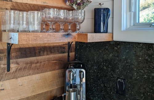 Boulder Creek Cottage | Escape to Lotus Tiny Home at The Eyries: Guest Rated 10/10