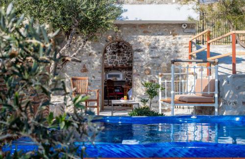 Vizari Villa | Experience Lotzetta Suites by Estia: Pet-Friendly Retreat