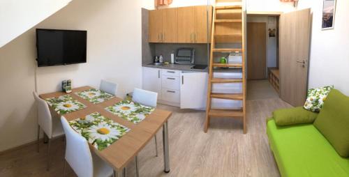 Loucna nad Desnou Apartment | Discover Loučná - Apartmán Daňovi with Spa & Family Amenities