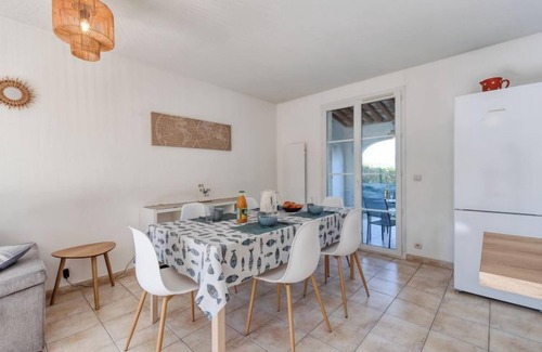 Cogolin House | Guest Rated 10/10: Lou Cepoun with Oceanfront Views