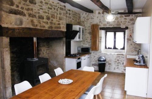 La Bachellerie House | Relax at Lou Chastel with Private Heated Pool & Ocean View