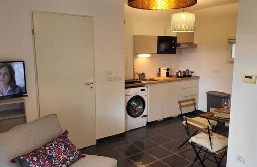 Lanton Apartment | Comfortable T2 Apartment in Lanton with Outdoor Terrace