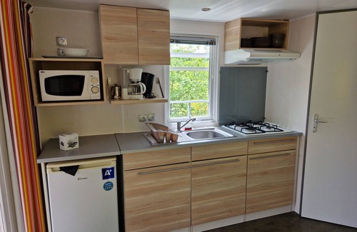 Saint-Laurent-les-Eglises House | Family-Friendly Mobilhome O'Hara in Haute-Vienne for 6