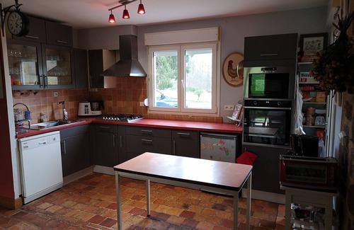 Bais House | Relaxing Family Retreat in Evron with Pool & Spa Amenities