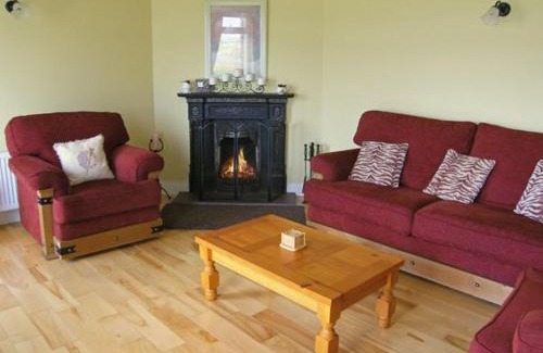 Waterville House | Discover Lough Currane Cottage: Pet-Friendly Retreat with 9.3/10