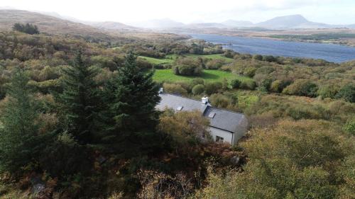 Donegal House | Tranquil Lough View Cottage: Pet-Friendly with Ocean Views