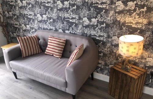 Loughor Apartment | Discover Loughor Annex: Rated 9.7/10 in Llangennech