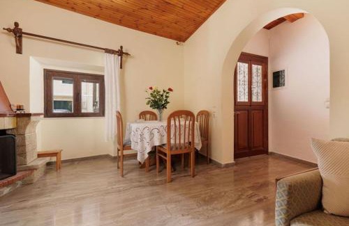 Aleimmatades House | Loulas Corfu village House