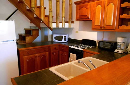 Sittee River Villa | Relax by the Pool or Enjoy Ocean Views at Our Hotel