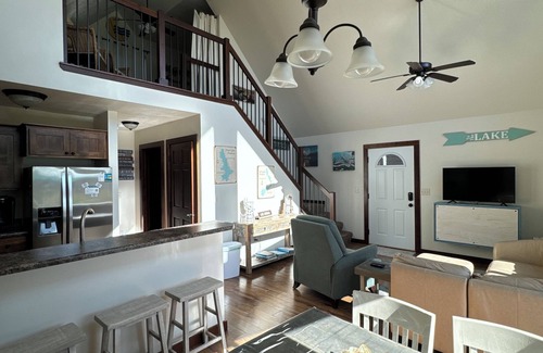 Spirit Lake House | Relax at Bridges Bay Resort with Waterpark Access