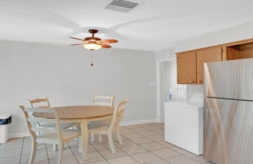 Bossier City House | Relax at Lounge on Logan | Sleeps 6 & Pet Friendly Stay