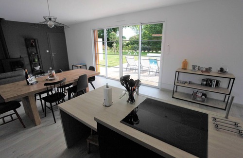 Vielle-Saint-Girons House | Perfect Getaway at LOUTJIS AYRIAOU: Beach & Lake Access