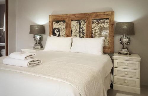 Nala House | Discover Louvre Guesthouse: Family-Friendly with Pool Access
