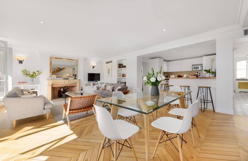 Palais-Royal Apartment | Unforgettable Louvre / Palais Royal Three Bedroom Duplex
