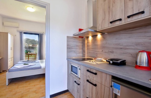 Sidari Apartment | Top-Rated Louvros Studio 4 in Sidari, Corfu with Pool
