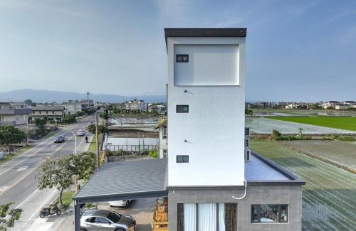 Luodong House | Unforgettable Stays at Love米渡假會館 with Hot Tub & Breakfast