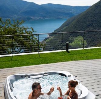 Tavernola Villa | Love Italy Homes - Villa Sebino