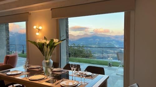 Tavernola Villa | Love Italy Homes - Villa Sebino