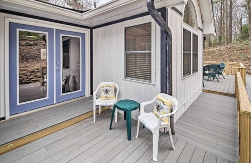 Laurel Park House | Experience Joyful Living at Laurel Park with Family Amenities