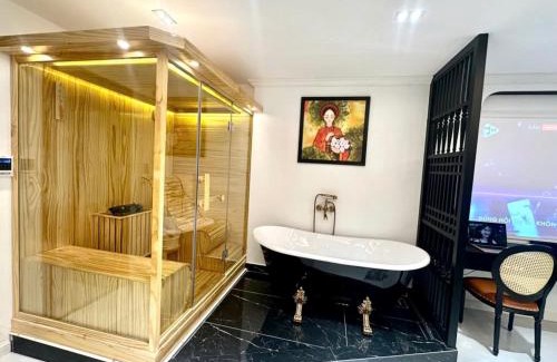 Hoc Mon Hotel | Love Luxury Hotel Bà Điểm