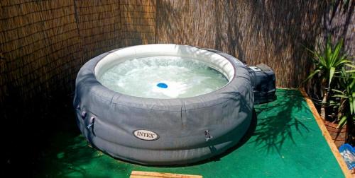 Bompas Other | Love room avec jaccuzi privé