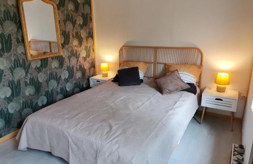 Nerac Apartment | Indulgent Love Room with Spa & Hot Tub - Rated 9.7/10