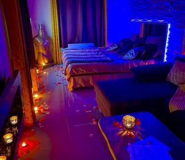 Onnaing Hotel | Love room