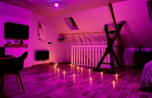 Chateau-Landon Apartment | Romantic Getaway at Love Room Le Chalet with Jacuzzi & Sauna