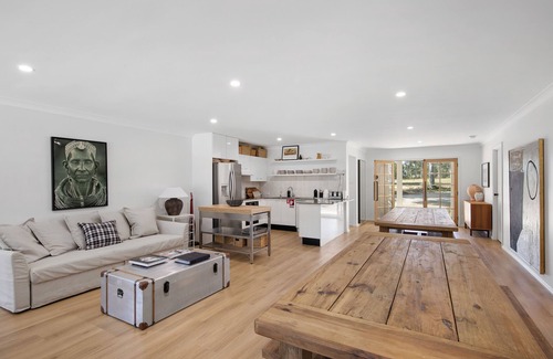 Lovedale Cottage | Tranquil Lovedale Abode with Heated Pool & Spacious Grounds