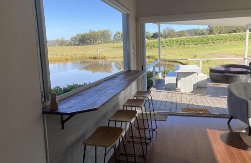 Lovedale House | Guest Rated 10/10 at Lovedale Lakehouse Vineyard Retreat